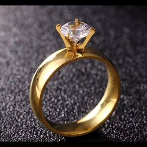 Engagement Gold Ring